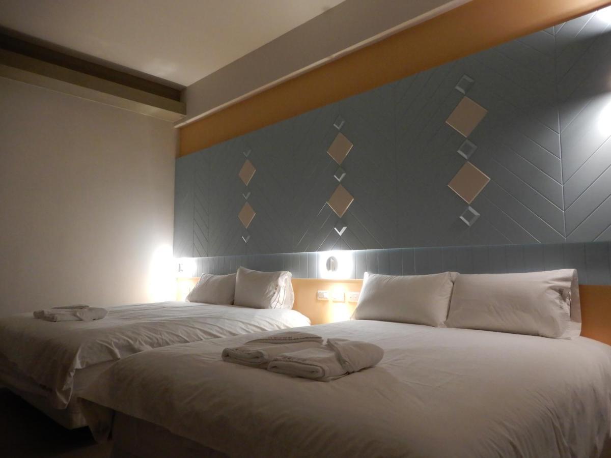 Happy Wing Guesthouse Kota Hualien Bagian luar foto
