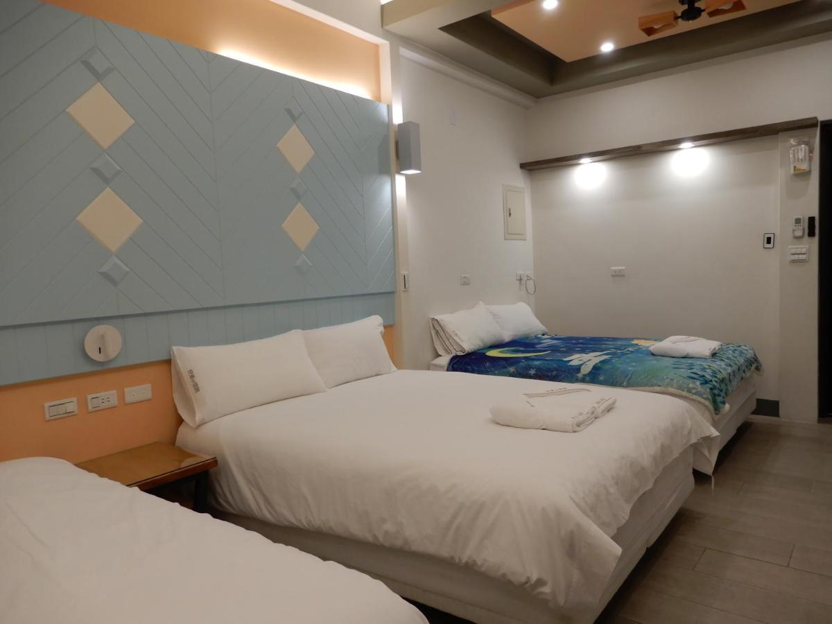Happy Wing Guesthouse Kota Hualien Bagian luar foto