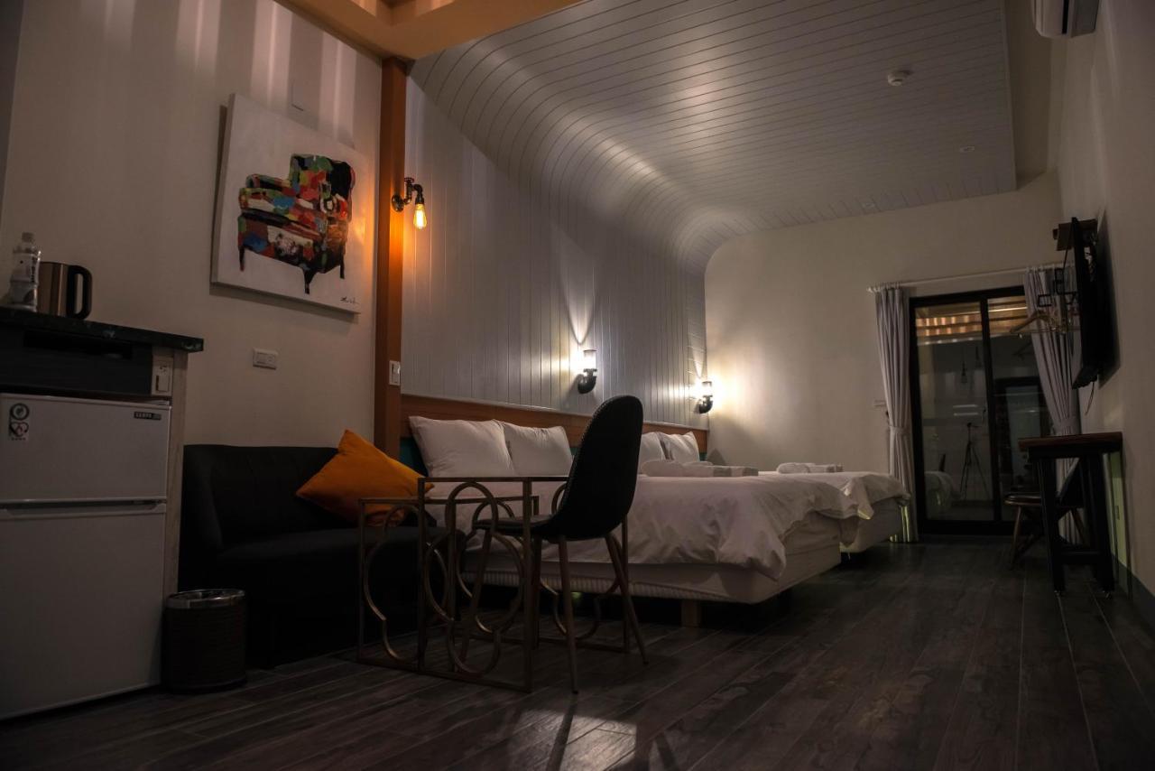 Happy Wing Guesthouse Kota Hualien Bagian luar foto