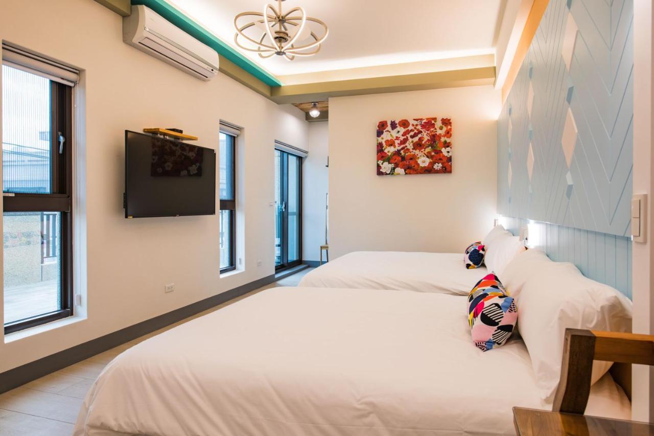 Happy Wing Guesthouse Kota Hualien Bagian luar foto
